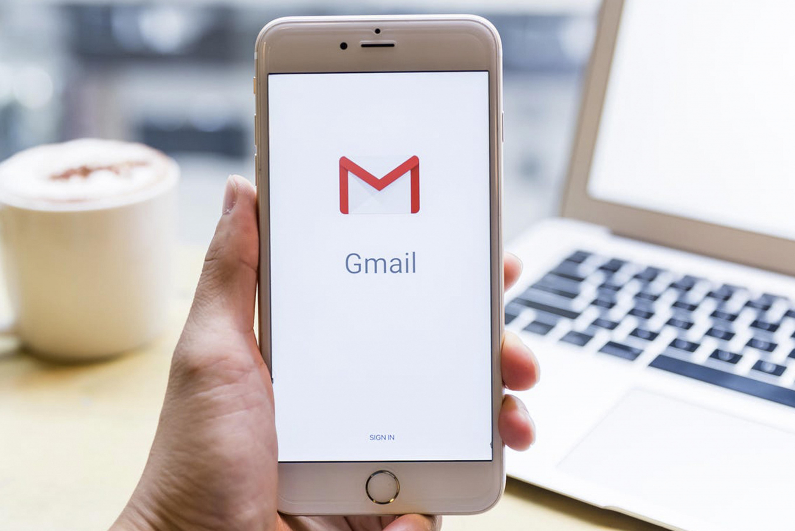 Így kezelheted könnyen az email fiókjaidat: gmail használata céges levelezéshez